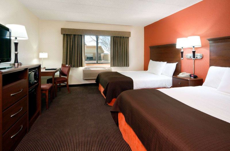 AmericInn by Wyndham Princeton IL