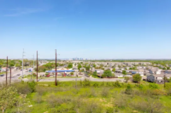 Studio 6 Austin, TX - Airport