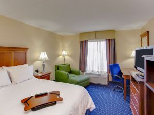 Hampton Inn & Suites Fredericksburg South