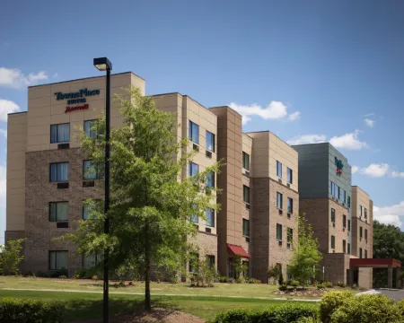 タウンプレース・スイート・サザンパインズ・アバディーン アバディーンのホテル