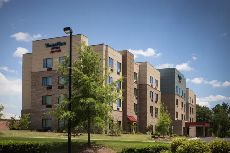 TownePlace Suites Southern Pines Aberdeen Отели в г. Пайнблафф