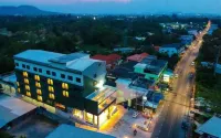 Comet Hotel Surat Thani