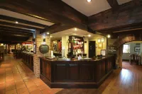 Huddersfield North Hotels in Brighouse