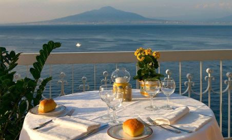 Hotel Regina - Housity
