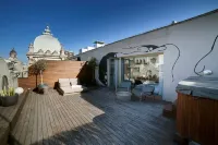 Petit Palace Museum Hotels near Casa Batlló