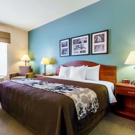 Sleep Inn & Suites Evansville - Casper