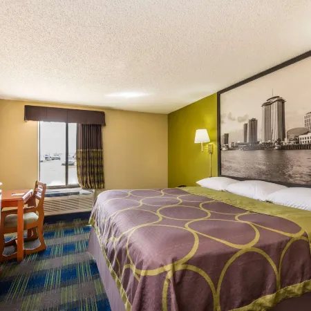 Super 8 by Wyndham Sulphur Lake Charles