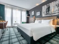 Radisson Blu Hotel, Hannover Hotels near Anderten