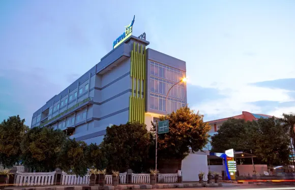 特加爾普萊姆商務酒店