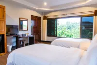 BaanRimNam Resort Trat Hotels near Wat Si Buraparam