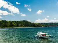 Ridgecrest Gardens Hotel Các khách sạn gần Trung tâm mua sắm Harbor Point