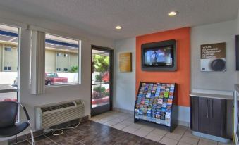 Motel 6 West Sacramento, CA