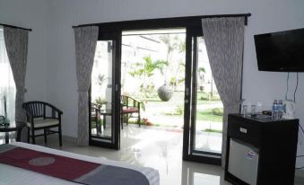 Kelapa Lovina Beach Villa