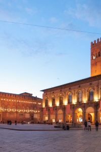 Best 10 Hotels Near Must Orologi Gioielli from USD 36/Night-Bologna for  2023 | Trip.com