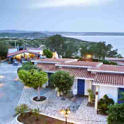 Lassion Golden Bay Hotel Exterior