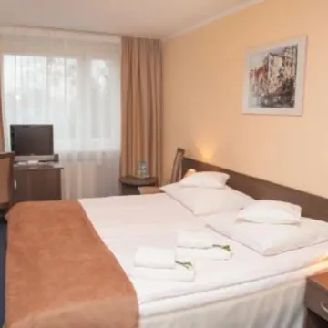Hotel Ikar Отели рядом с достопримечательностью «Старый рынок»