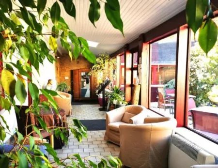 Logis la Sapinière Отели в г. Маттон-э-Клеманси