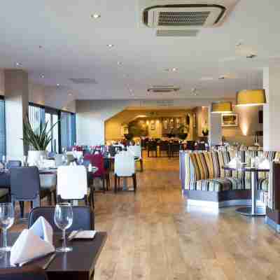 DoubleTree by Hilton Milton Keynes Dining/Meeting Rooms