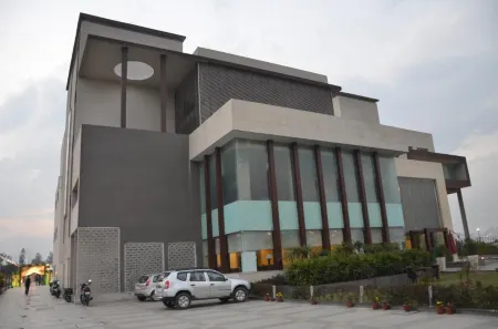 Tdi Club Retreat Kundli