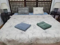 洛拉旅館