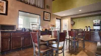 Best Western Windsor Inn فنادق في Dumas