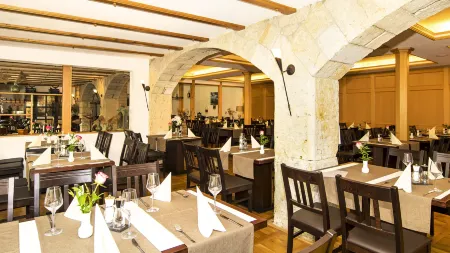 Hotel Zur Post Отели в г. Дона