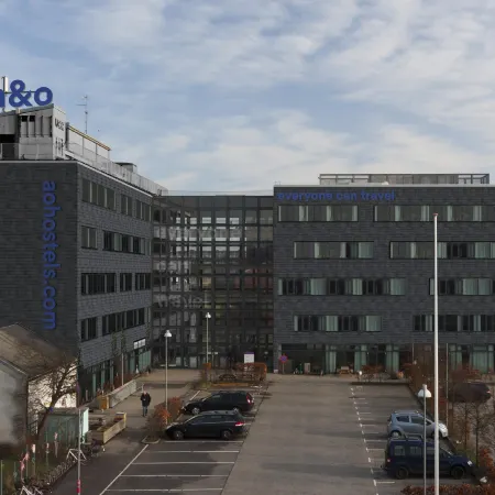 a&o Copenhagen Sydhavn Отели рядом с достопримечательностью «Станция метро Ørestad»