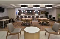 Holiday Inn & Suites OVERLAND PARK-CONV CTR by IHG - bar