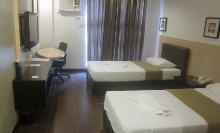 Hotel Ariana - Housity