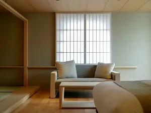 Kaminarimon Ryokan