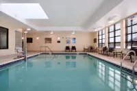Homewood Suites by Hilton Newtown - Langhorne - Pools