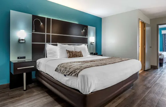 卡爾頓貝斯特韋斯特套房酒店