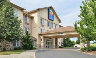 Comfort Inn & Suites McMinnville Wine Country