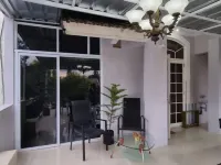 Rumah Awan Bogor with Private Swimming Pool Hotels in Babakan Madang