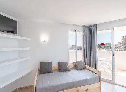 Magalluf Playa Apartments - Adults Only