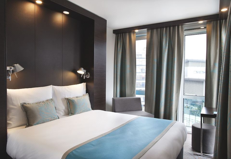 Motel One Manchester-Piccadilly-Manchester Updated 2023 Room Price-Reviews  & Deals | Trip.com
