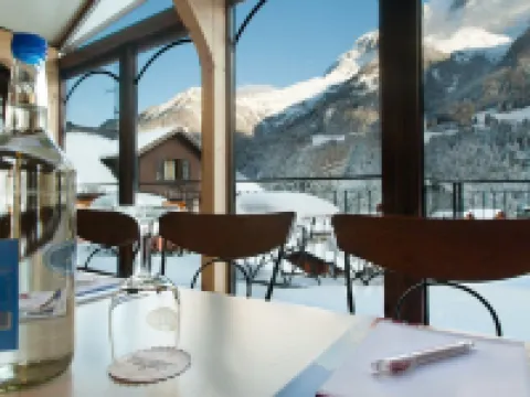 Hotel Suisse Hotels in Champery