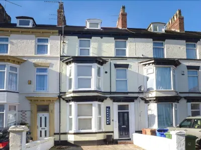 Flat 1