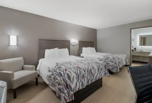 傑克遜紅頂套房酒店