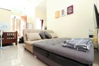 Villa Private Pool Syariah Musim Liburan Hotels in Junrejo