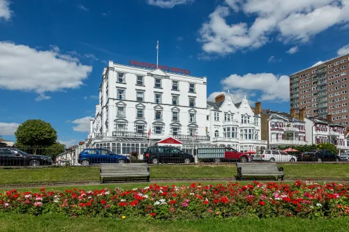 Muthu Westcliff Hotel (Near London Southend Airport) Hotels in Leigh-on-Sea