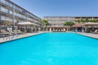 Wyndham Anaheim Park Hotels near Athletics Department