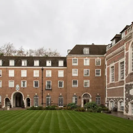 Goodenough College – University Residence Отели рядом с достопримечательностью «Район Блумсбери»