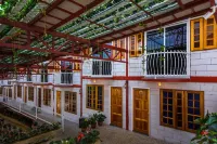 Kea Garden Mini Chalet