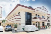 Wisma Anton Soedjarwo Hotels in Cimanggis