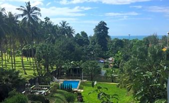 Khaolak Hillside Villa