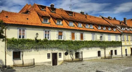 B&B Maribor UNI Hostel Отели в г. Марибор