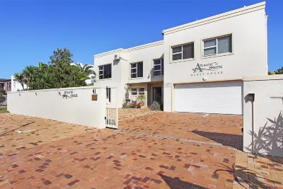 Atlantic Breeze Hotels near Bill Bezuidenhout Park