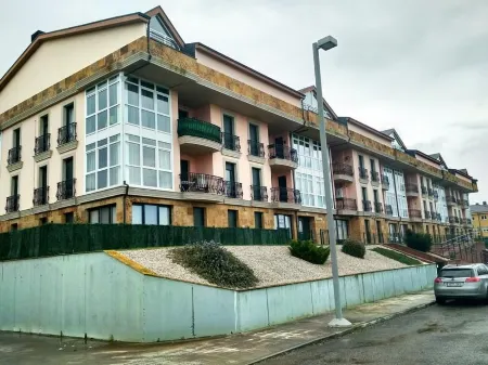 Apartamentos Playa Catedrales 3000