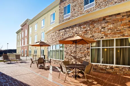 Holiday Inn Express & Suites Charlotte Southeast - Matthews